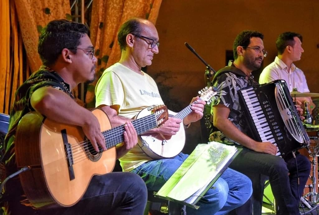 Da esquerda para a direita: Tiago Fernandes, Wendell de la Salles, Rui Mário e Marquinhos Carcará, o Quarteto Crivador. Foto: divulgação
